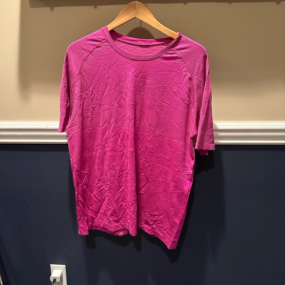 Lululemon men’s metal vent t shirt